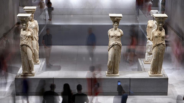 «Ένας περίπατος στο Μουσείο της Ακρόπολης με τον αρχαιολόγο»