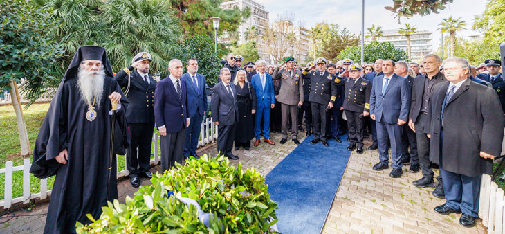 Σε κλίμα συγκίνησης τίμησε ο Δήμος Πειραιά τη μνήμη του ήρωα των Ιμίων Αντιναυάρχου Παναγιώτη Βλαχάκου