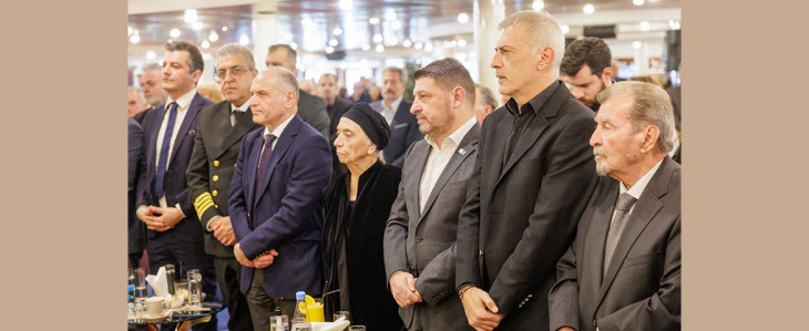 Η Παγκρήτιος Ένωση έκοψε την Πρωτοχρονιάτικη Βασιλόπιτα παρουσία του Δημάρχου Πειραιά