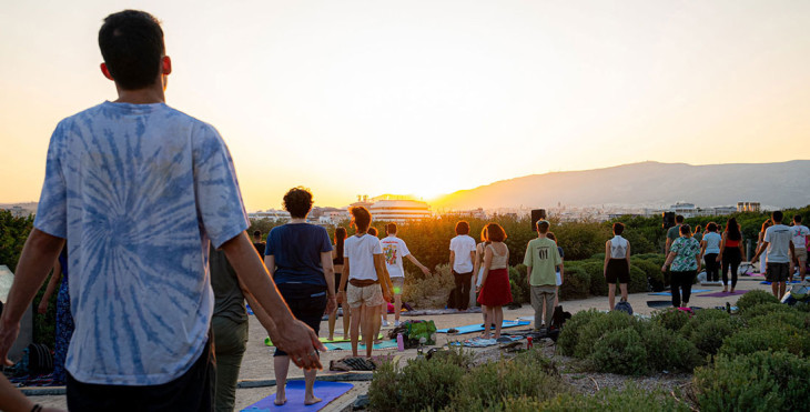 Yoga για ενήλικες στο Πάρκο του κέντρου πολιτισμού Σταύρος Νιάρχος